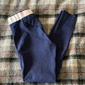 NWOT LNDR marvel leggings size small US 4-6 carbon38 lndr leggings yoga